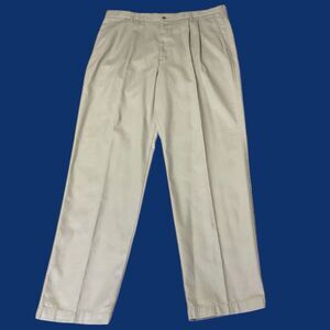 VTG 90s Levis Dockers Khakis No Wrinkle Classic Fit Pleated Beige Mens 40x32 NEW